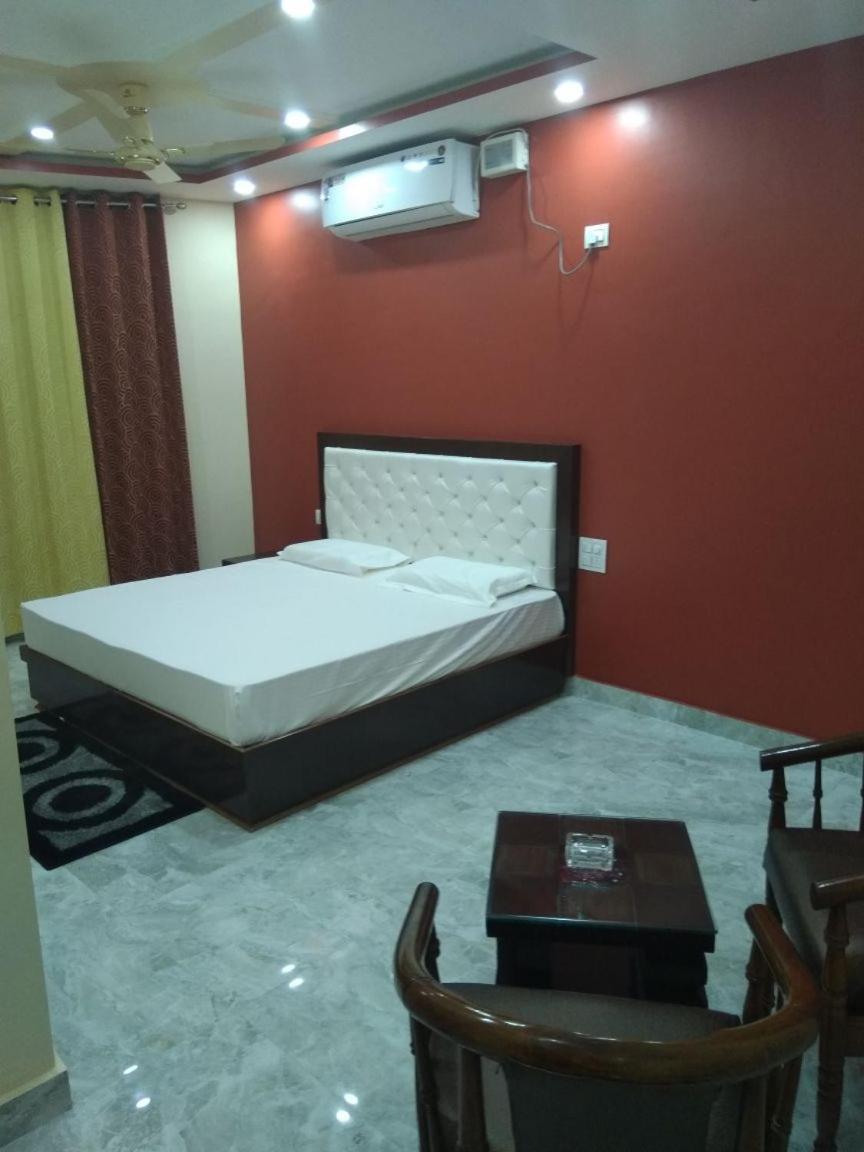 Hotel Sky Bule & Restaurant Khas Nagrota Ngoại thất bức ảnh